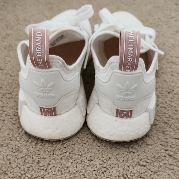 Adidas NMD_R1 shoes women’s white and rose gold - Picture 2 of 7